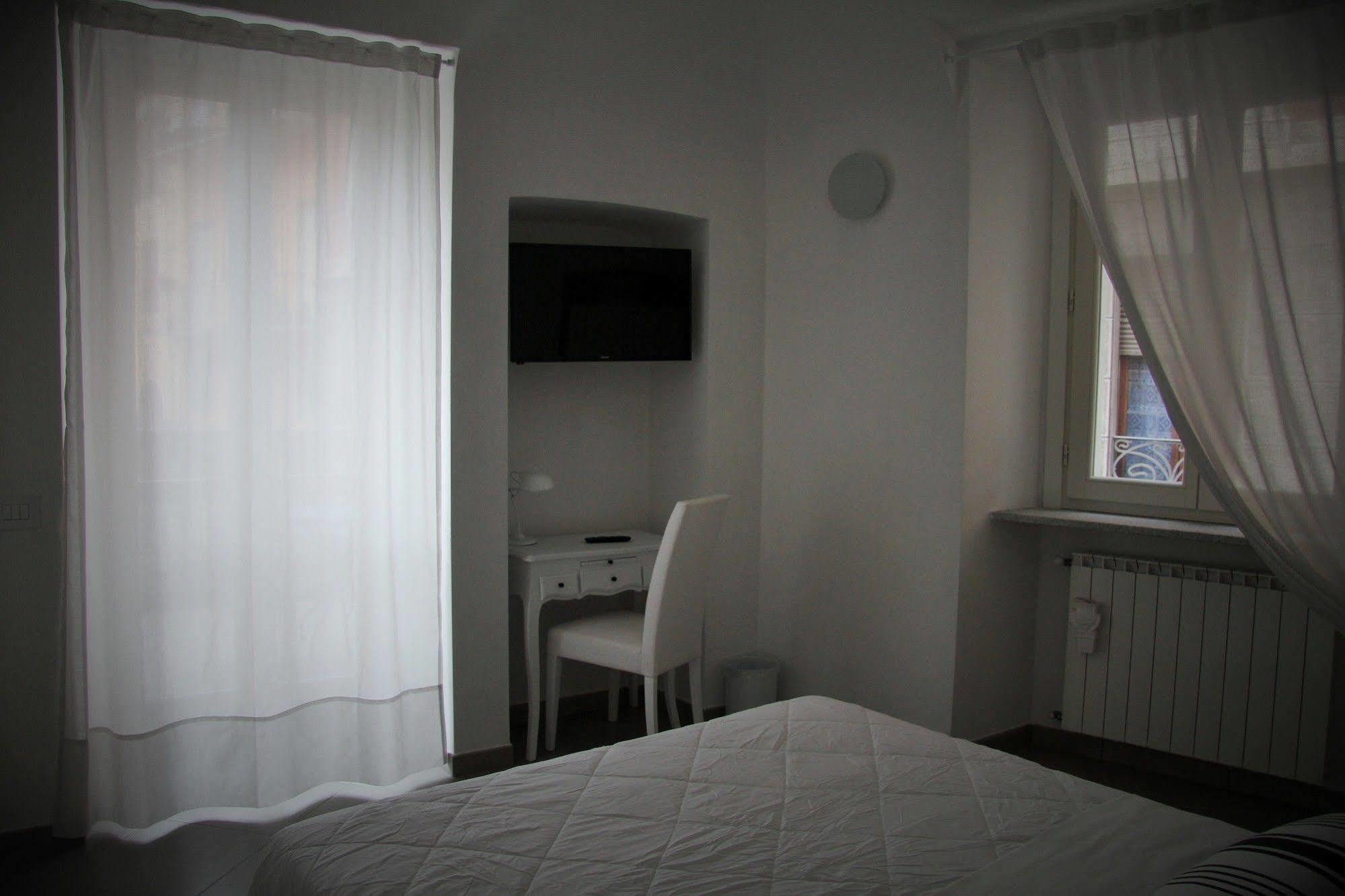 La Terrazza Vercelli Bed & Charme Eksteriør bilde