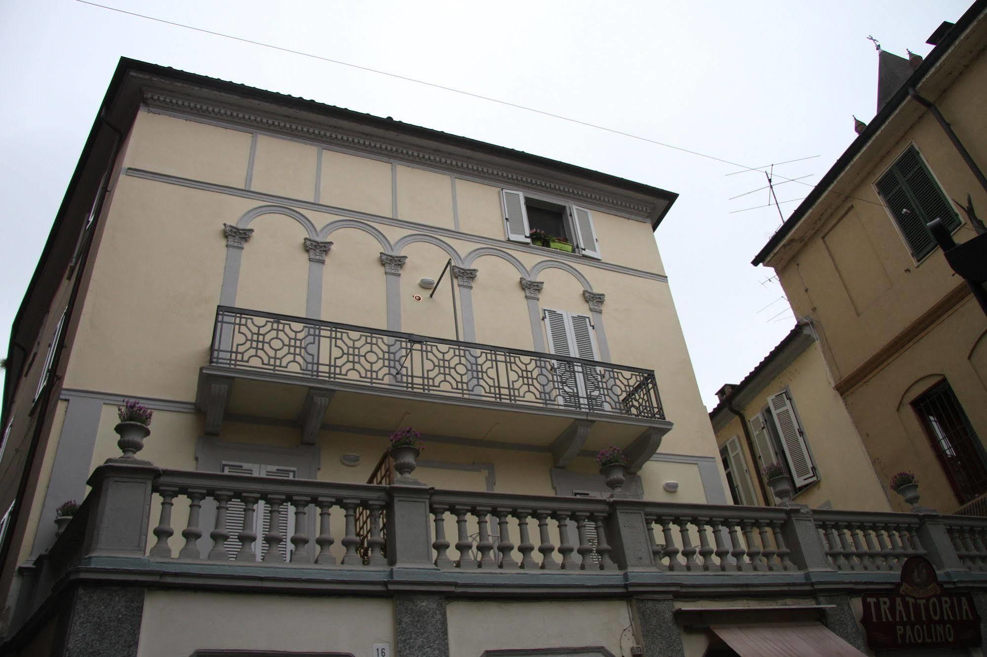 La Terrazza Vercelli Bed & Charme Eksteriør bilde